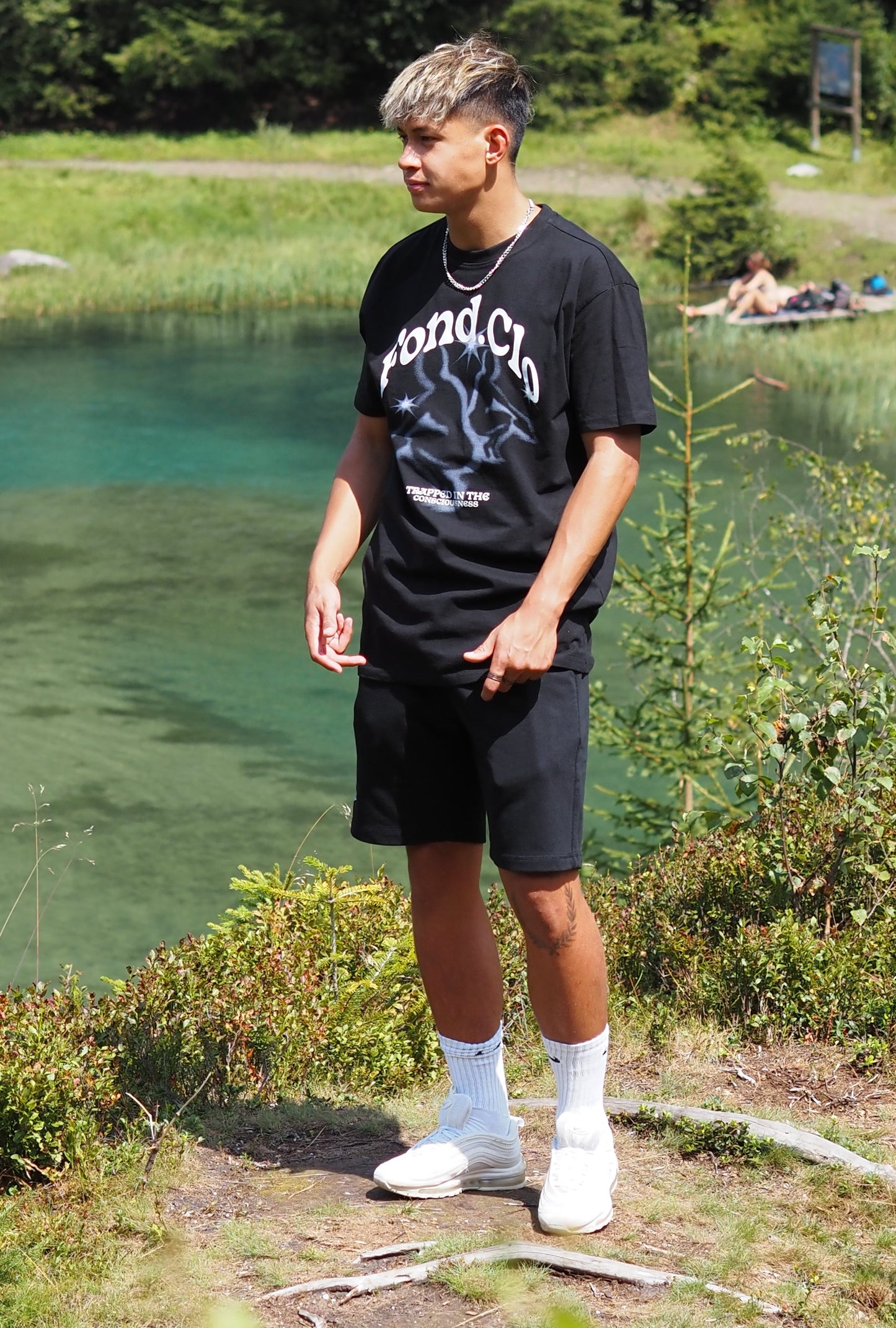 Trapped Tee - FONDCLOTHING