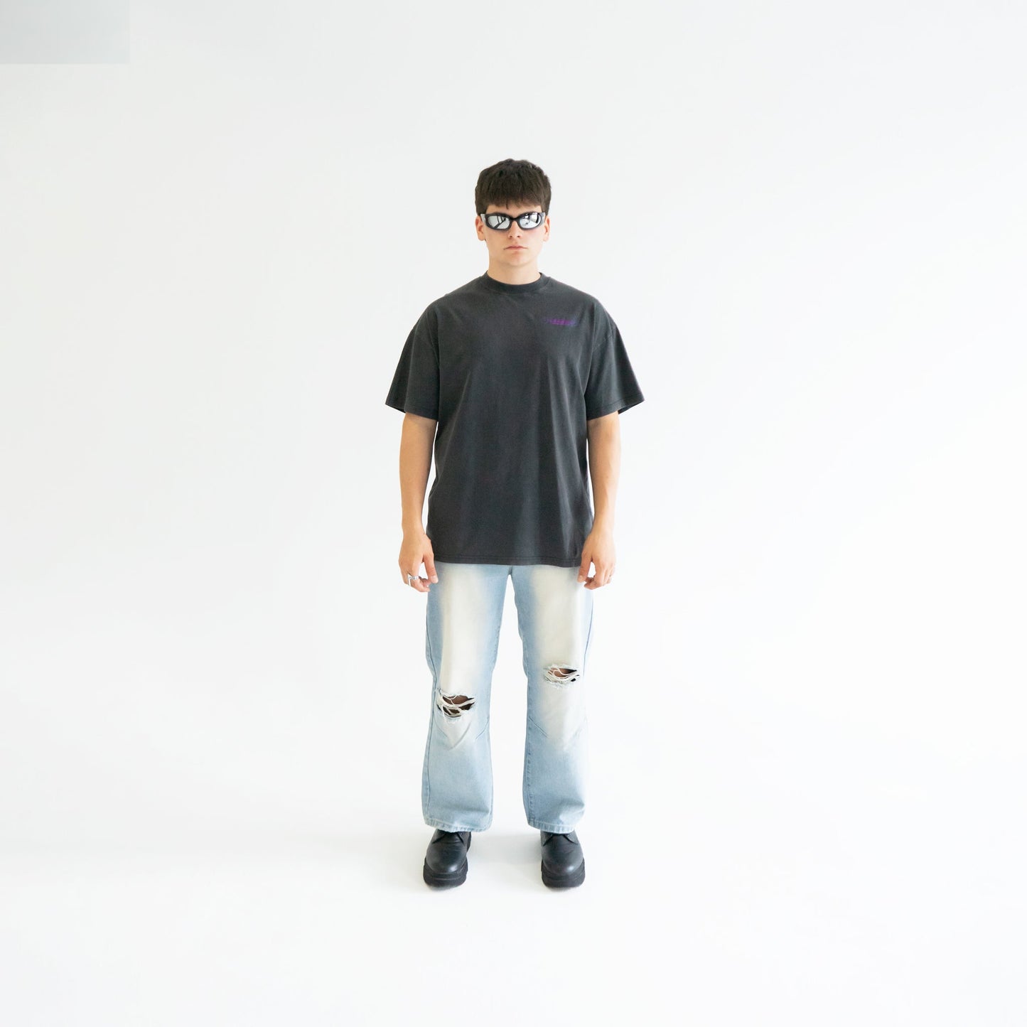Essential Club Tee - Black/lila
