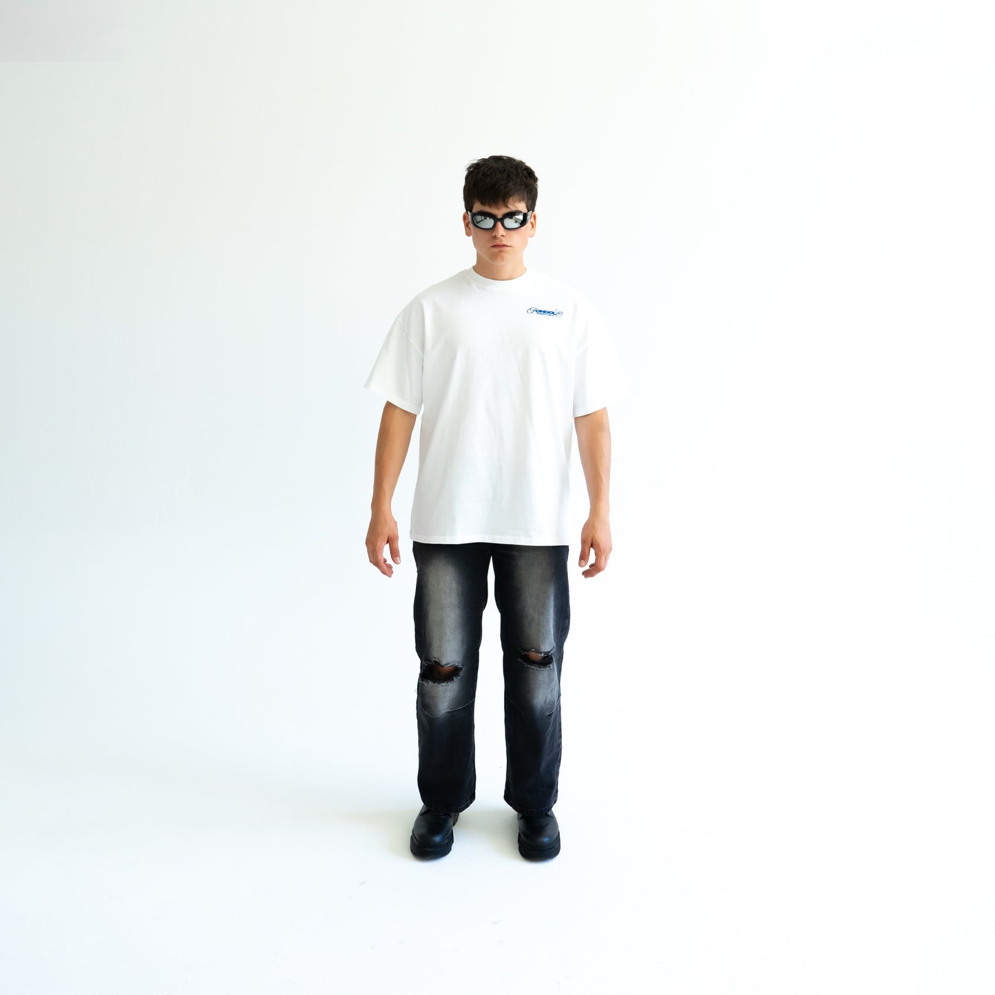 Essential Club Tee - Weiß/blau