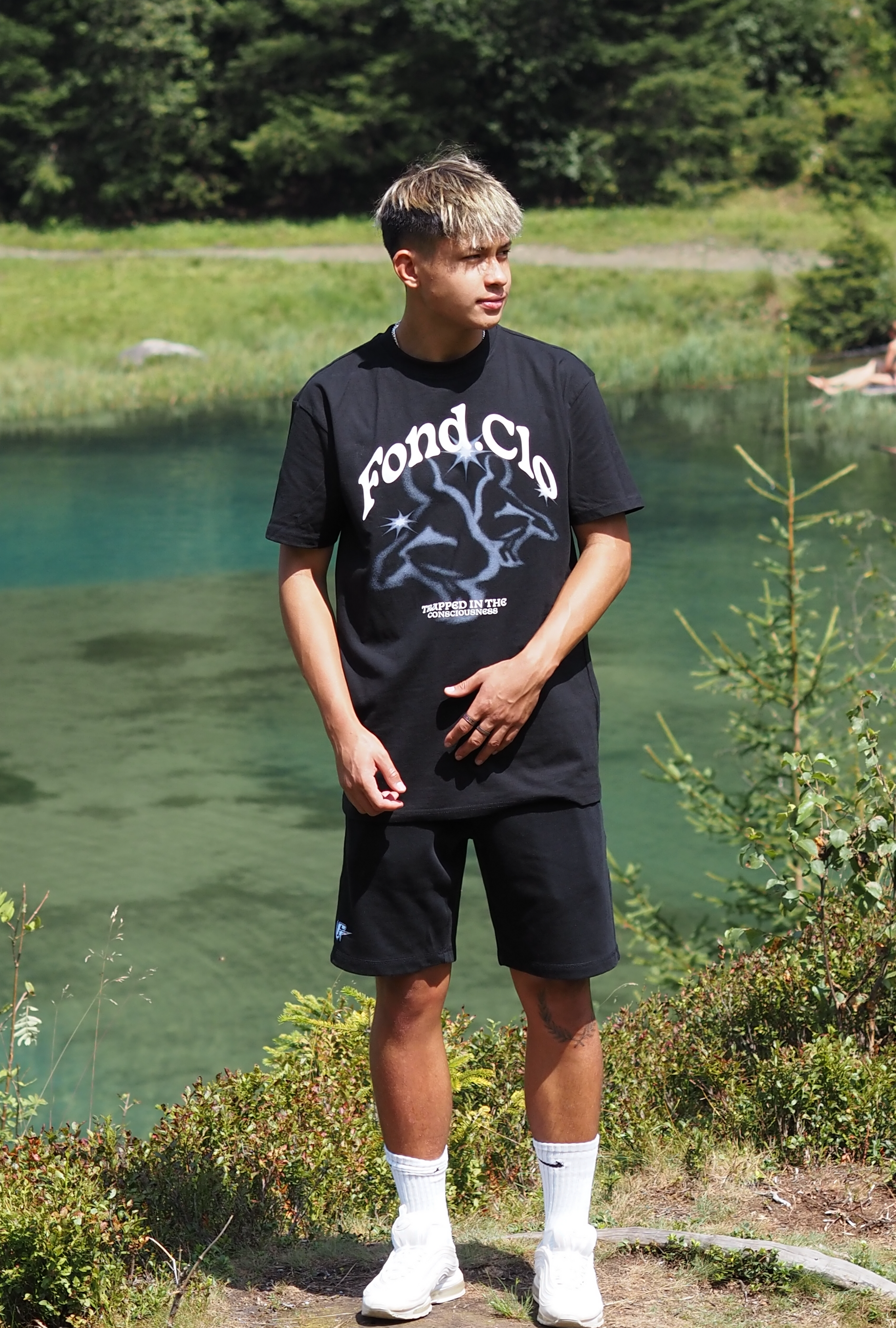 Trapped Tee - FONDCLOTHING